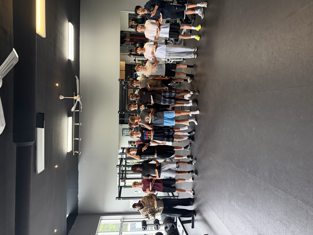 Le groupe complet du programme d'entraînement d'été chez Entraînement Goldszn